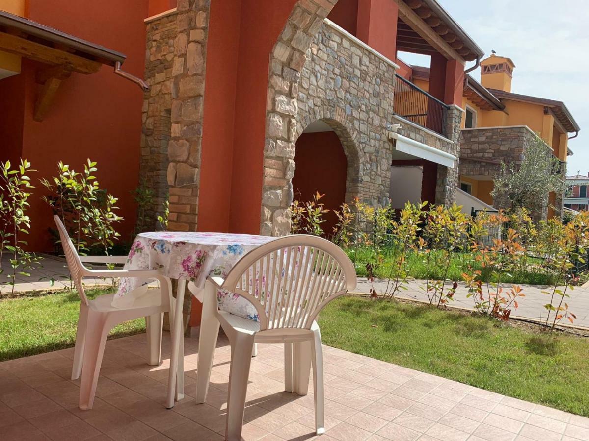 Appartamento Lucy Sirmione Esterno foto