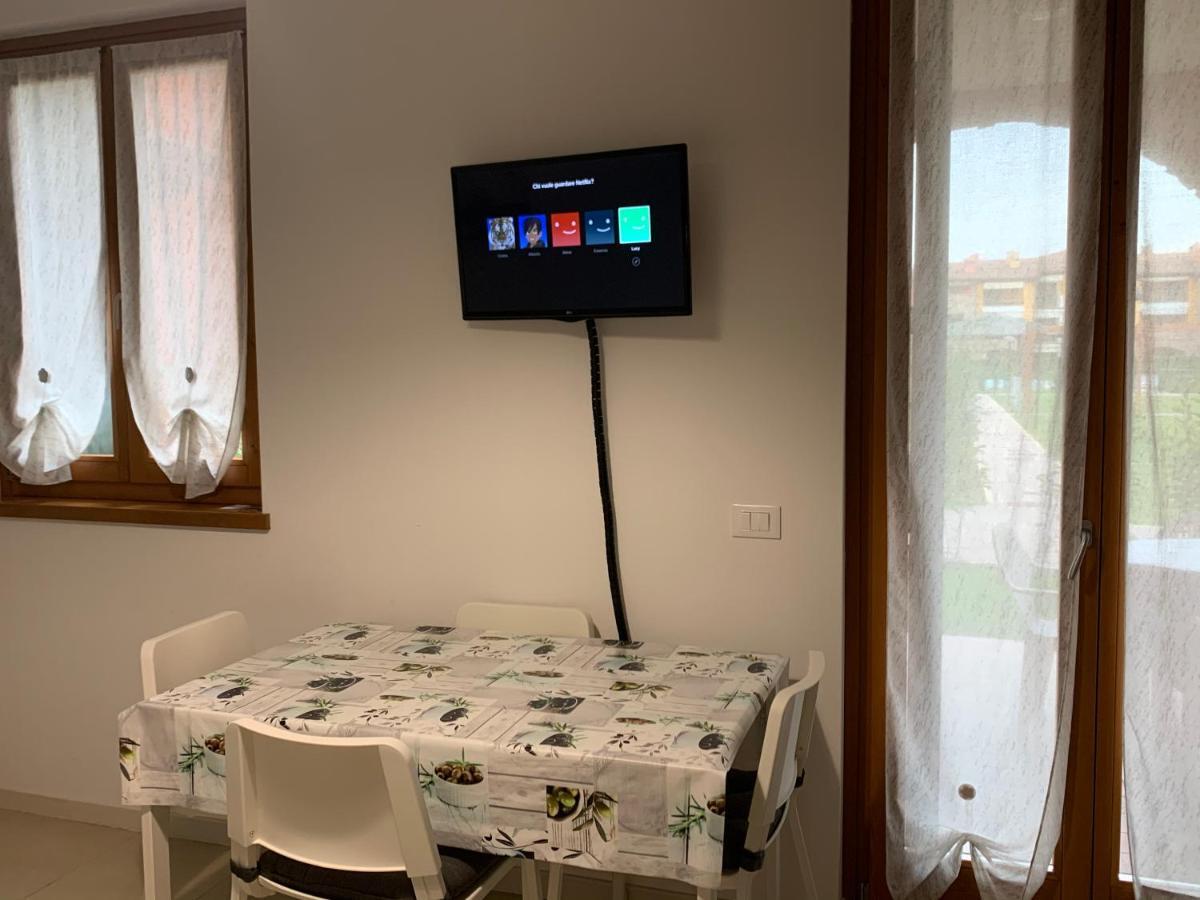 Appartamento Lucy Sirmione Esterno foto